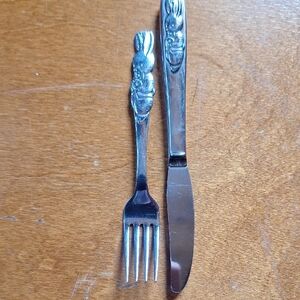 Oneida Community Bunny Rabbit children's fork and knife set